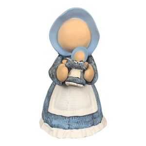 Vtg Ceramic Amish Faceless Mother Baby Figurine Shelf Sitter Hand Painted